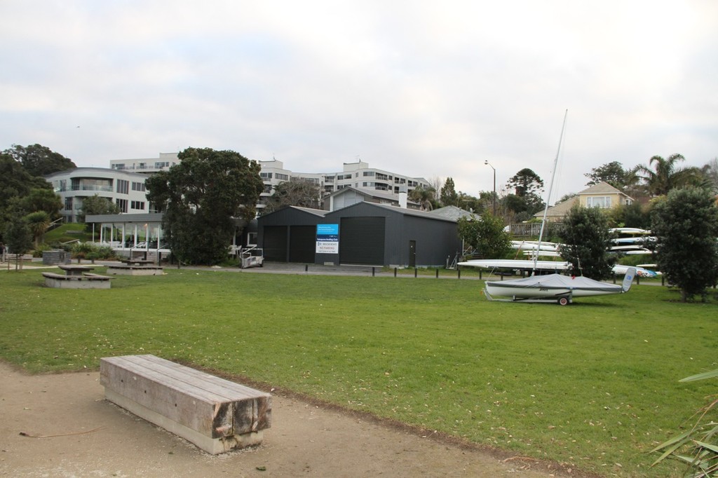 Takapuna Camping Ground - showing the southern end with the Takapuna Cafe and a 470 being stored on the Reserve area  © Richard Gladwell www.photosport.co.nz